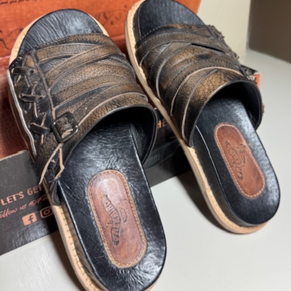 Freebird Fleetwood Sandals - Picture 3 of 7